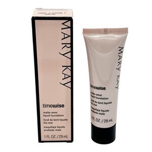 Mary Kay Timewise Matte Foundation | Fond de Teint Mat IVORY 7/ IVOIRE 7 038756